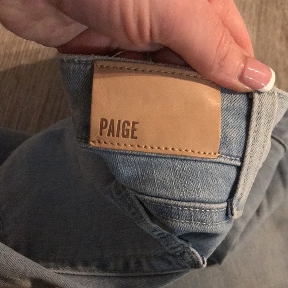 PAIGE Verdugo Ankle Straight Leg in LIGHT BLUE WASH - Picture 6 of 10